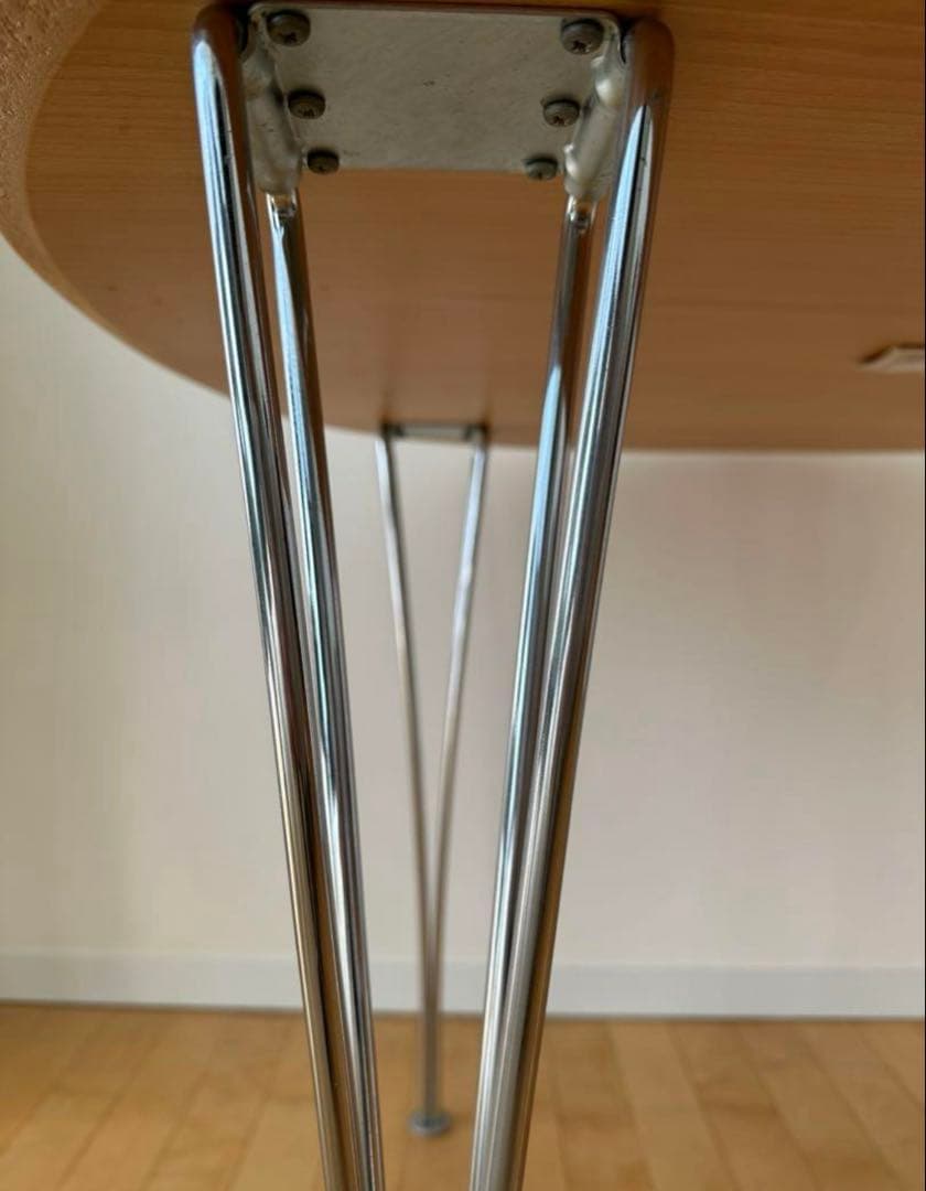 フリッツハンセン　Fritz Hansen Bテーブル