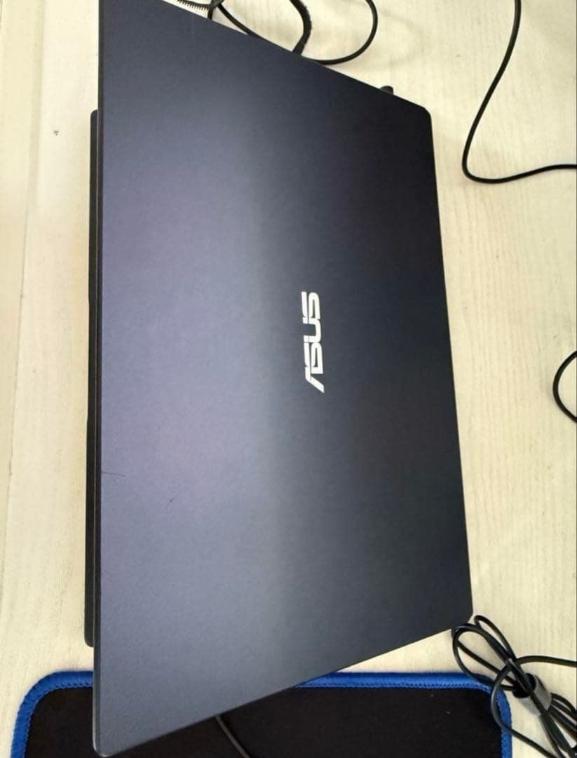 ASUSノートパソコン 軽量11イいンチ 動作確認 vivobook e210