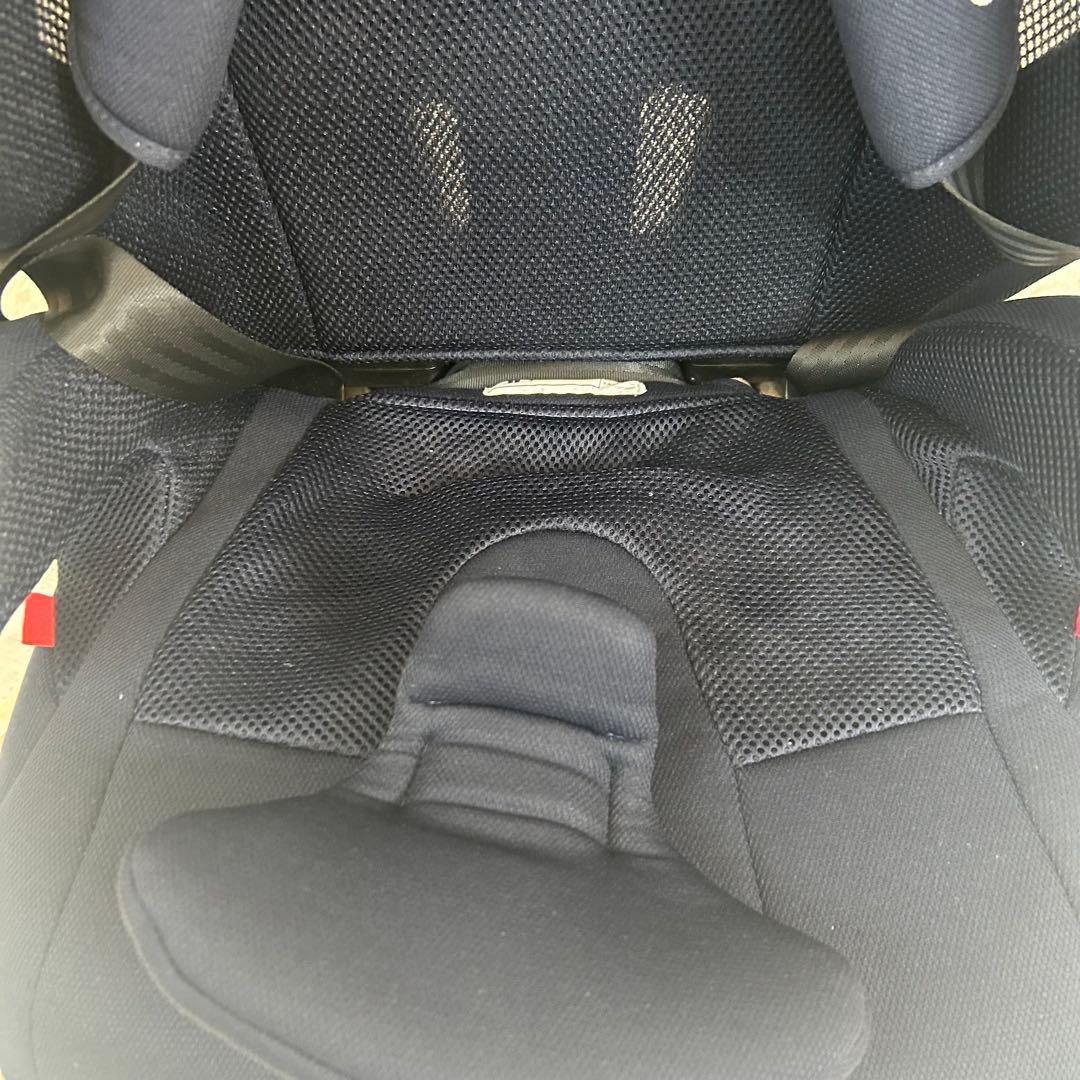 美品 コンビ ジョイトリップ エアスルー GH チャイルドシート ネイビー