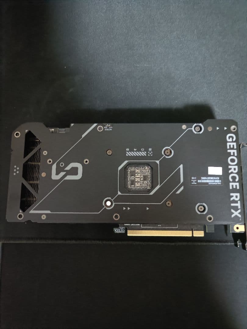 グラフィックボード・グラボ・ビデオカード ASUS DUAL RTX 4070 OC RTX4070