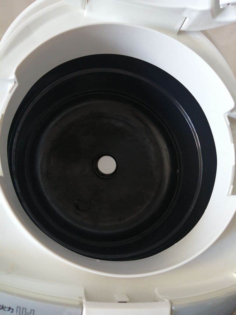 日立　IHタイプ　ジャー炊飯器　 「極上炊き」 鉄粒子コート採用「鉄入り釜」