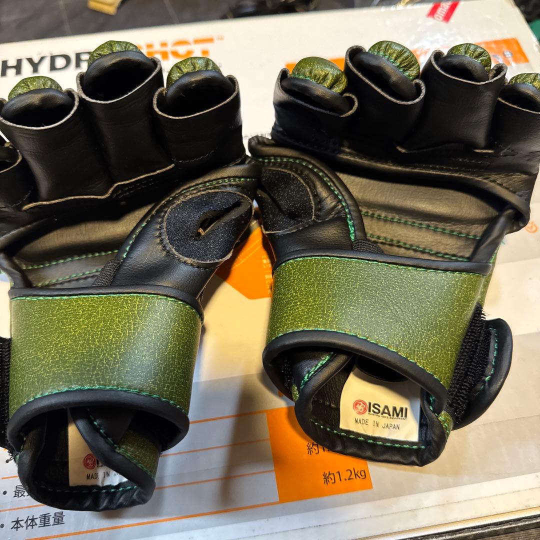 RIZIN オープンフィンガーグローブ　新品 Mサイズ