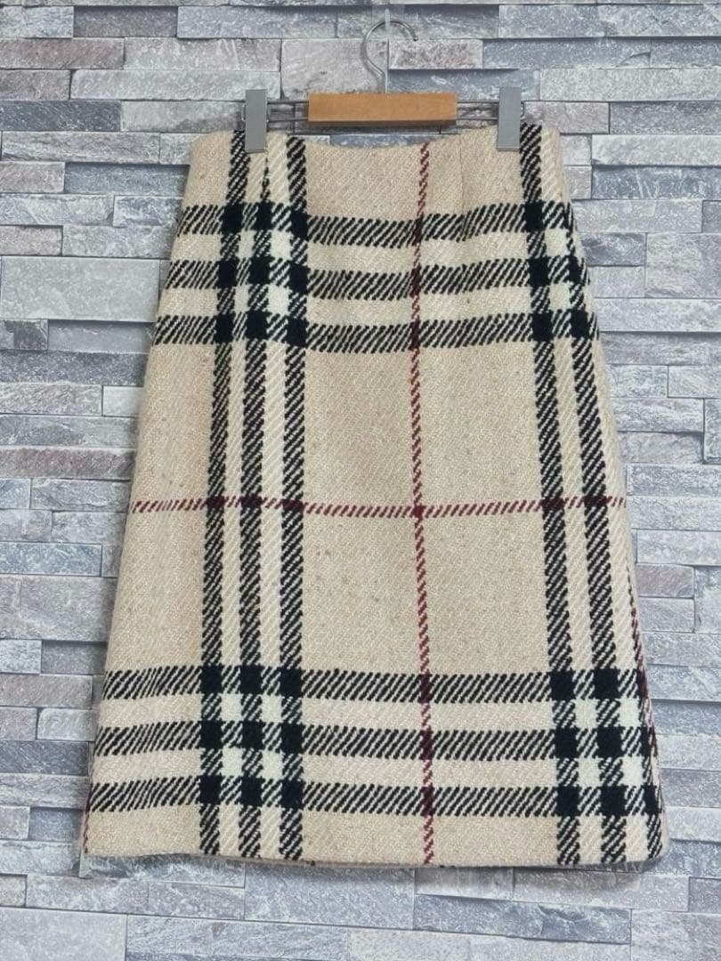 バーバリー ツイード　メガチェック　ミモレ丈　台形 膝下 ベージュ ウール