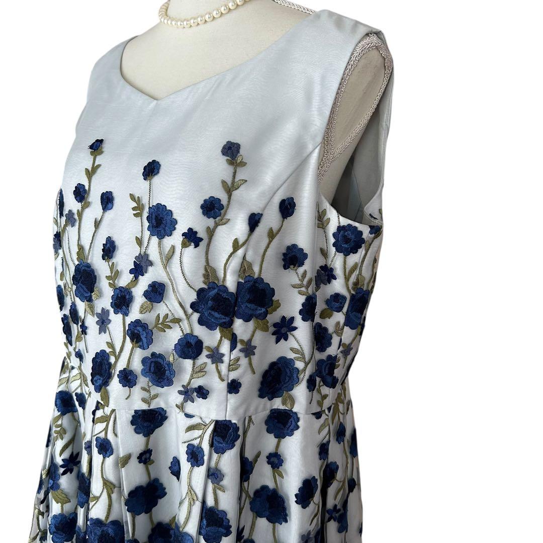 ♦︎レリアンネミカ　花柄刺繍ドレス フレア　ノースリーブワンピース大きいサイズ13