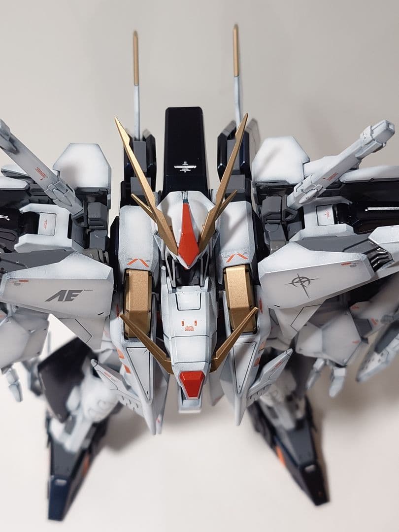 塗装済完成品　クスィーガンダムHGUC　おまけ台座
