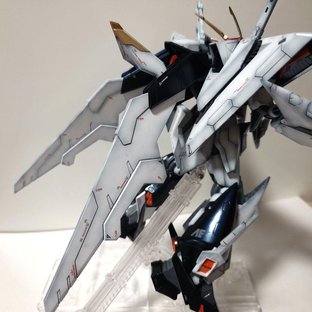 塗装済完成品　クスィーガンダムHGUC　おまけ台座