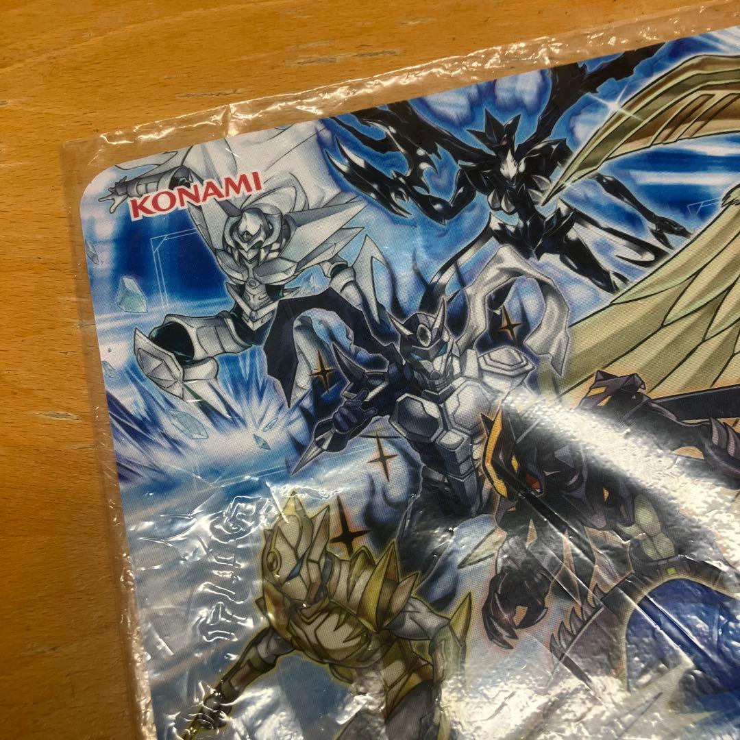 HERO プレイマット　ネオス　ヒーロー　E・HERO 遊戯王　遊戯王の日