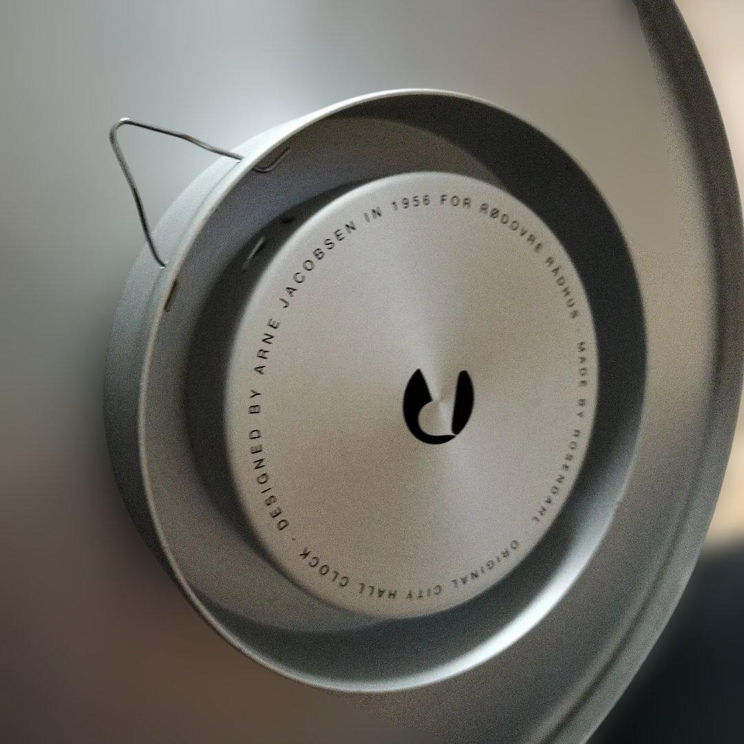 アルネヤコブセン　壁掛け時計　29cm　CITYHALL