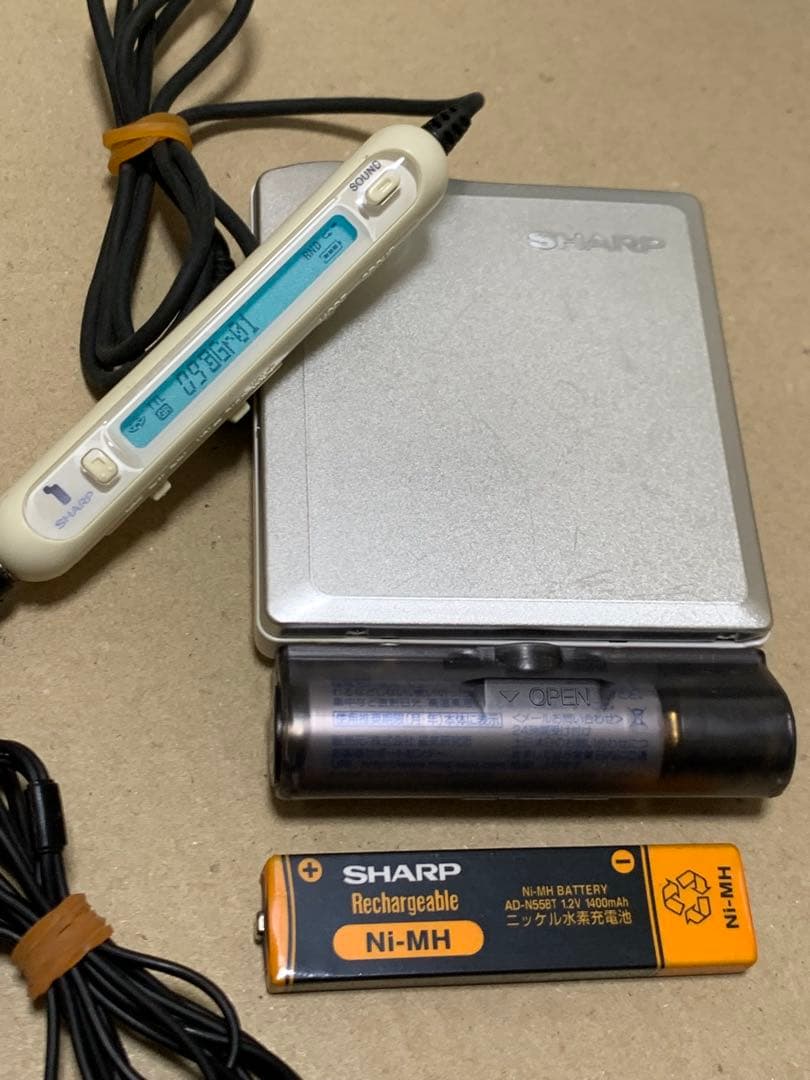 SHARP MD-DS33 ポータブルMDプレーヤー　中古品
