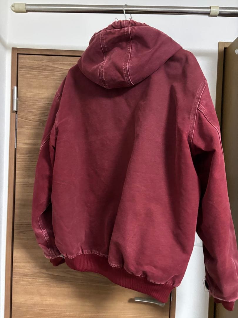 Carhartt 赤 フード付きジャケット