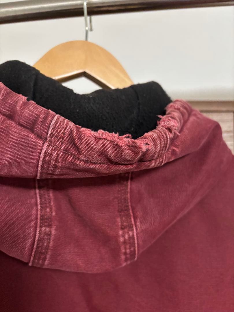 Carhartt 赤 フード付きジャケット