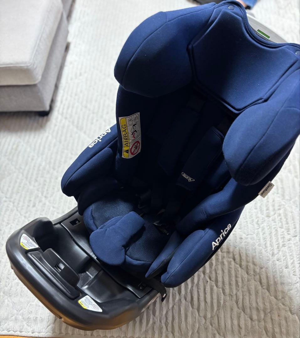 アップリカ ディアターン プラス ISOFIX AB チャイルドシート 新生児