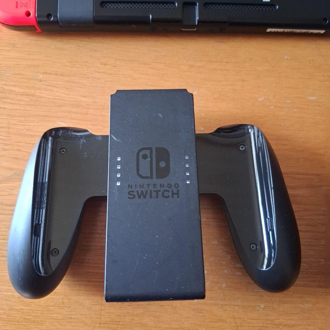 NintendoSwitch 本体のみ　充電器なし