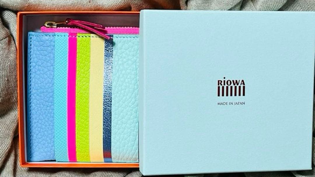 未使用⭐︎RIOWA カラフルショートウォレット 日本製