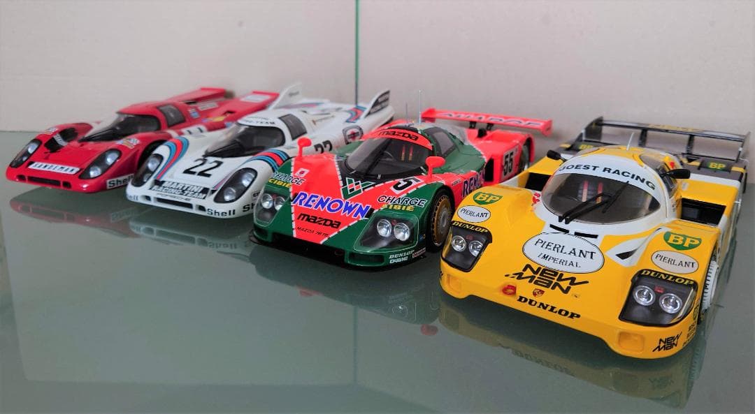 1/18 ポルシェ917K 1971 ル・マン優勝 #22 ノレブ製ミニカー