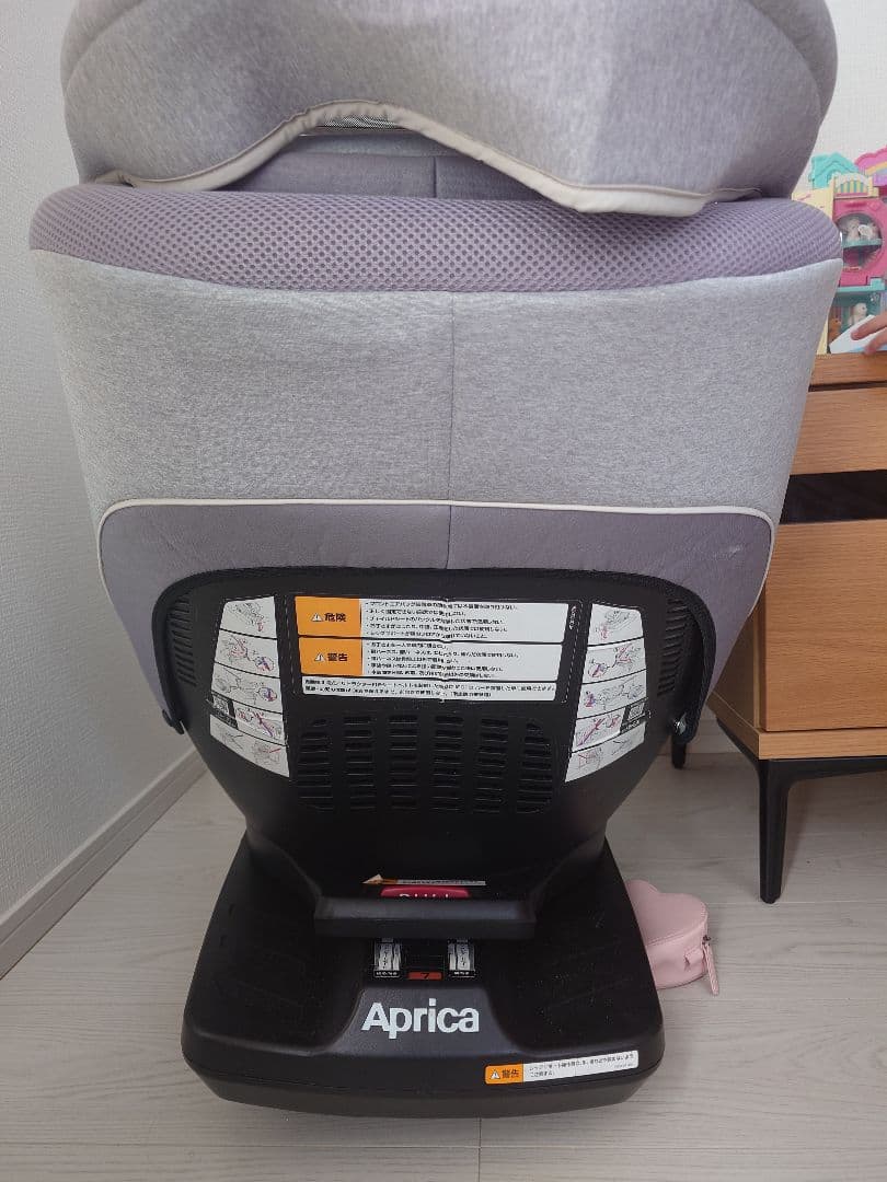 Aprica 車用チャイルドシート グレー　クルリラ　ISOFIX シートベルト