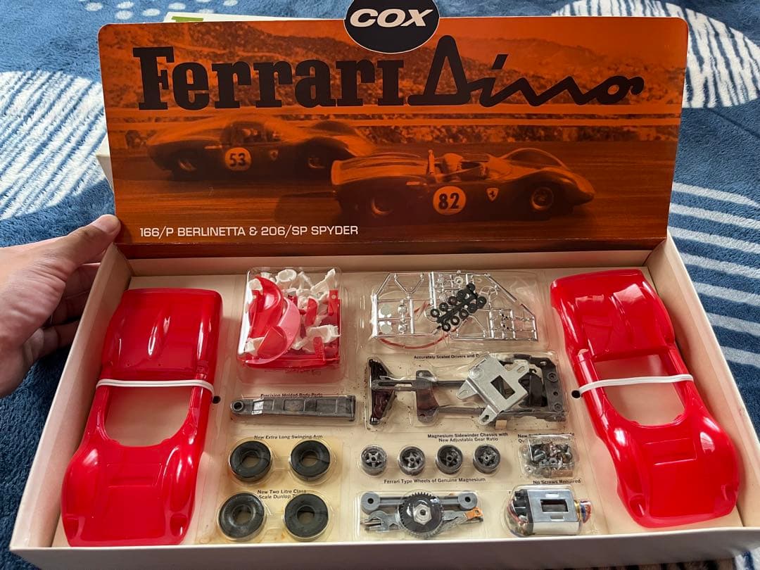 ミニカー COX Ferrari Dino 1/24