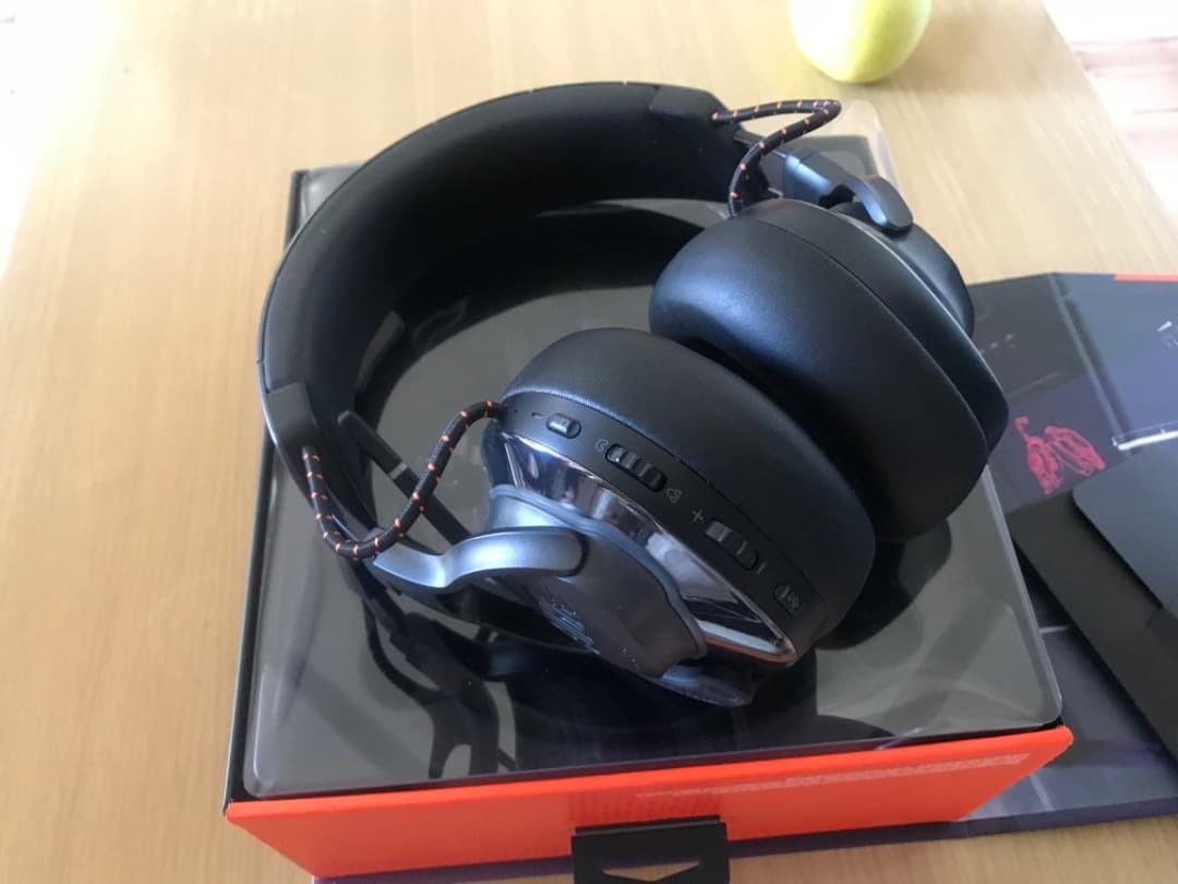 ヘッドホン JBL QUANTUM 800