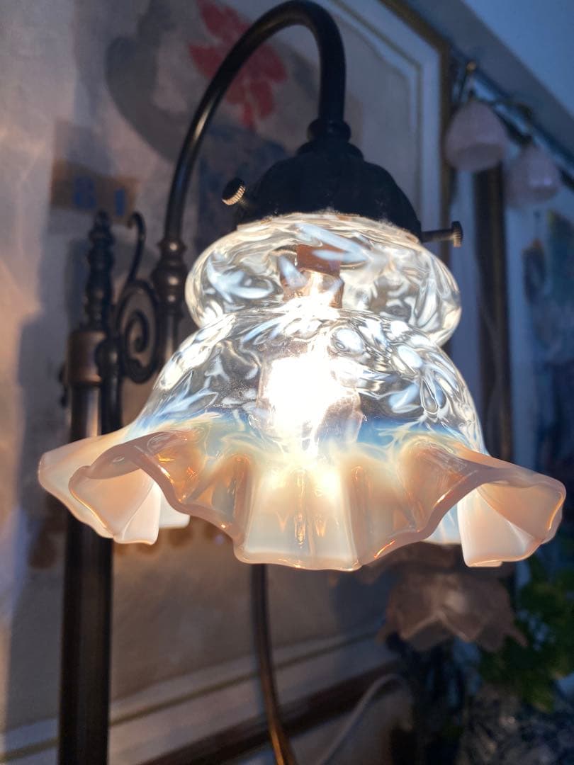 OLD FENTON 　デイジー&ファーン　オパールセント　ガラスシェード