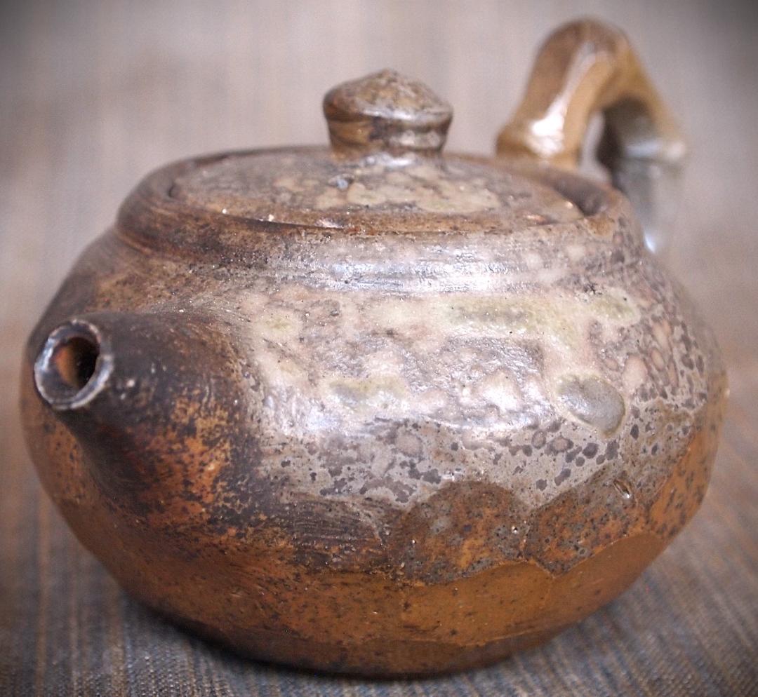 新品★竹内靖之【師：山本陶秀】★備前面取り急須（宝瓶）B