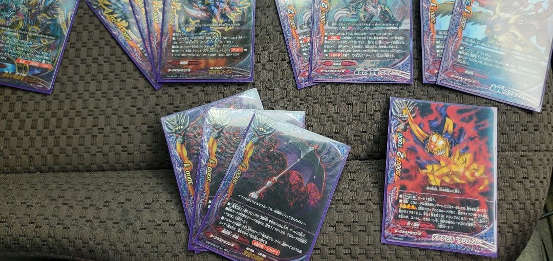 バディファイト 悪魔竜 デッキ