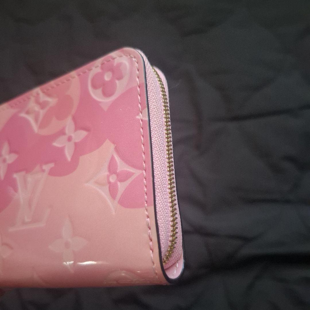 ぽ*ず様 LOUIS VUITTON ルイヴィトン ジッピーパース