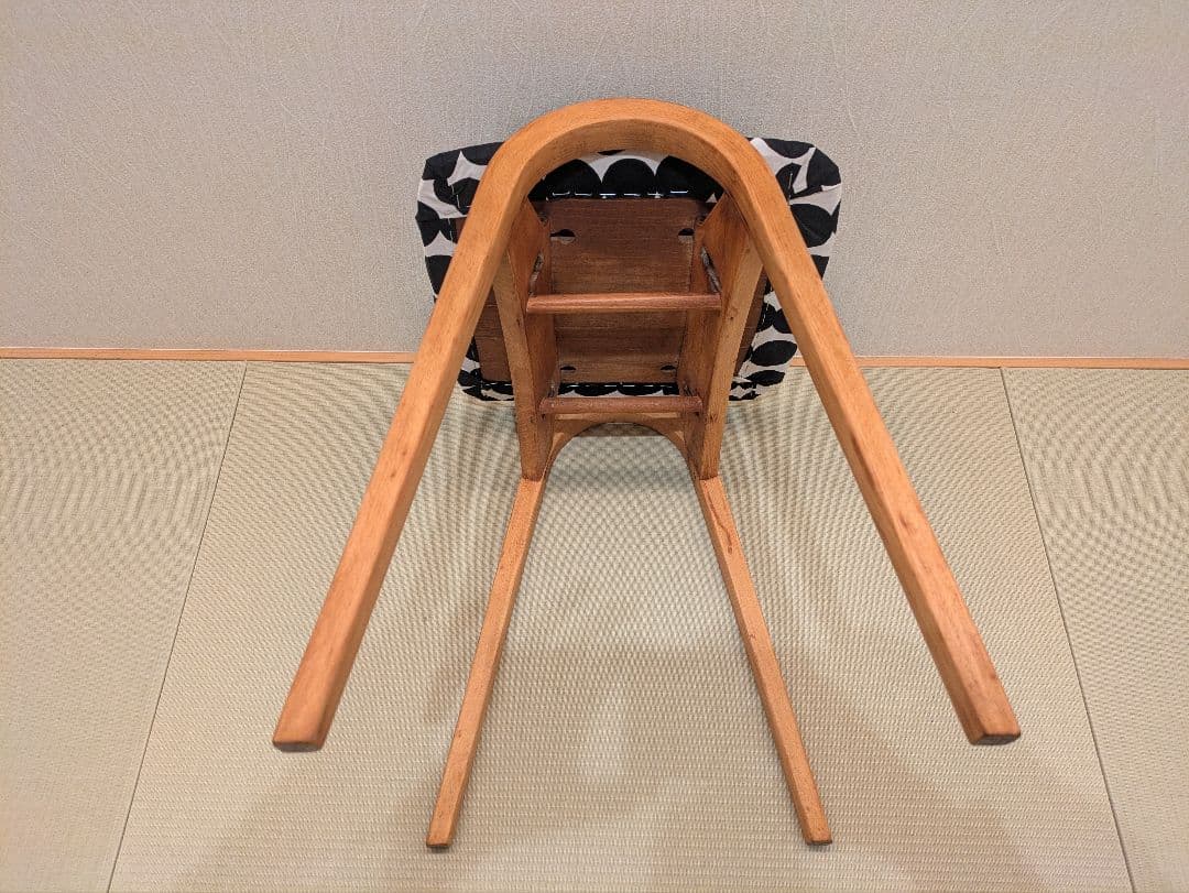 【秋田木工】木製 曲木 スツール 黒白幾何学模様 座面張り替え ハンドメイド