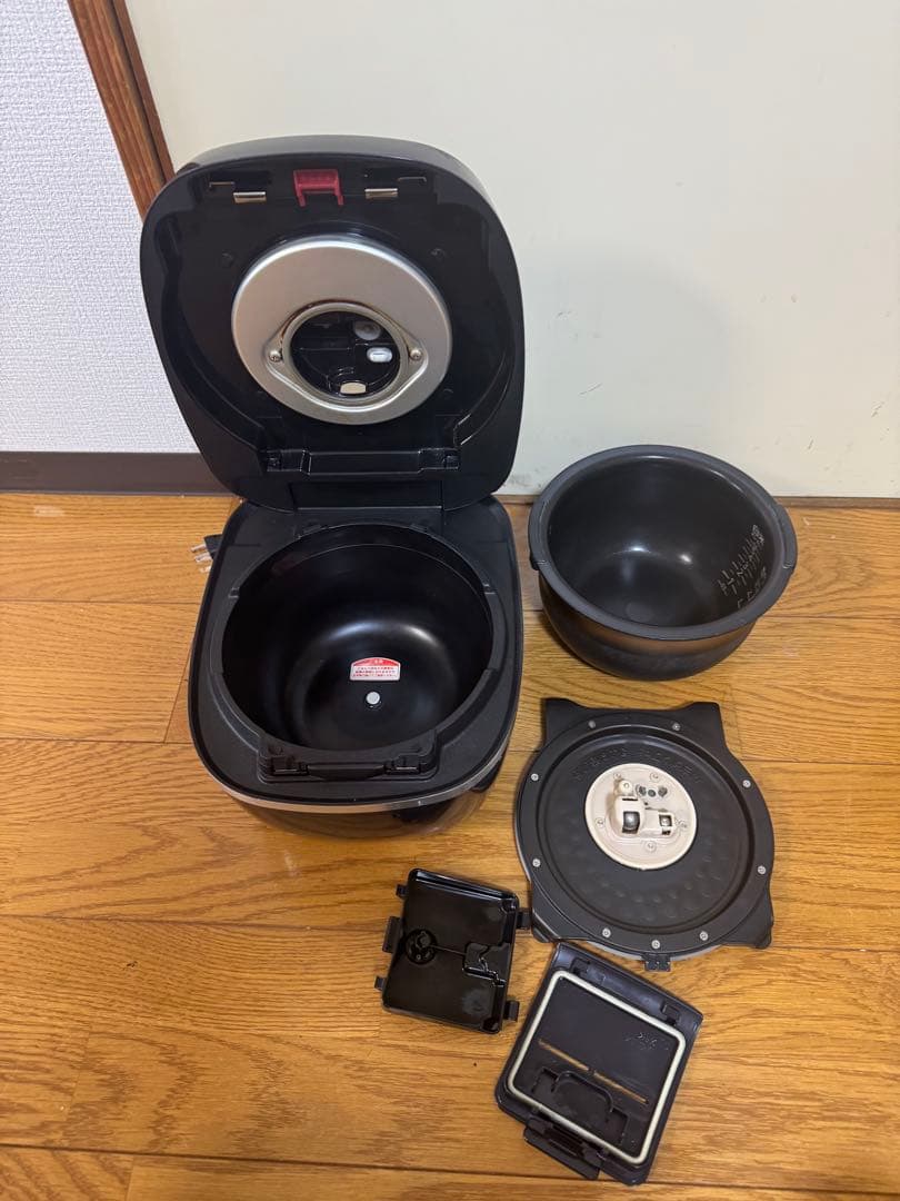 タイガー　圧力IHジャー炊飯器　 JPI-G100 2021年製　5.5合