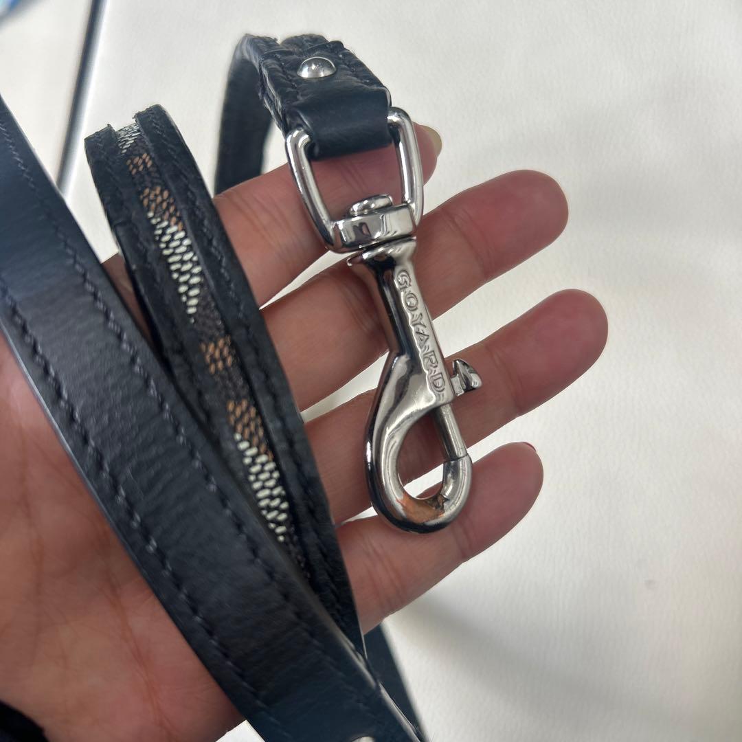 ゴヤール　レザー製 ブラック 犬用リード デザイン
