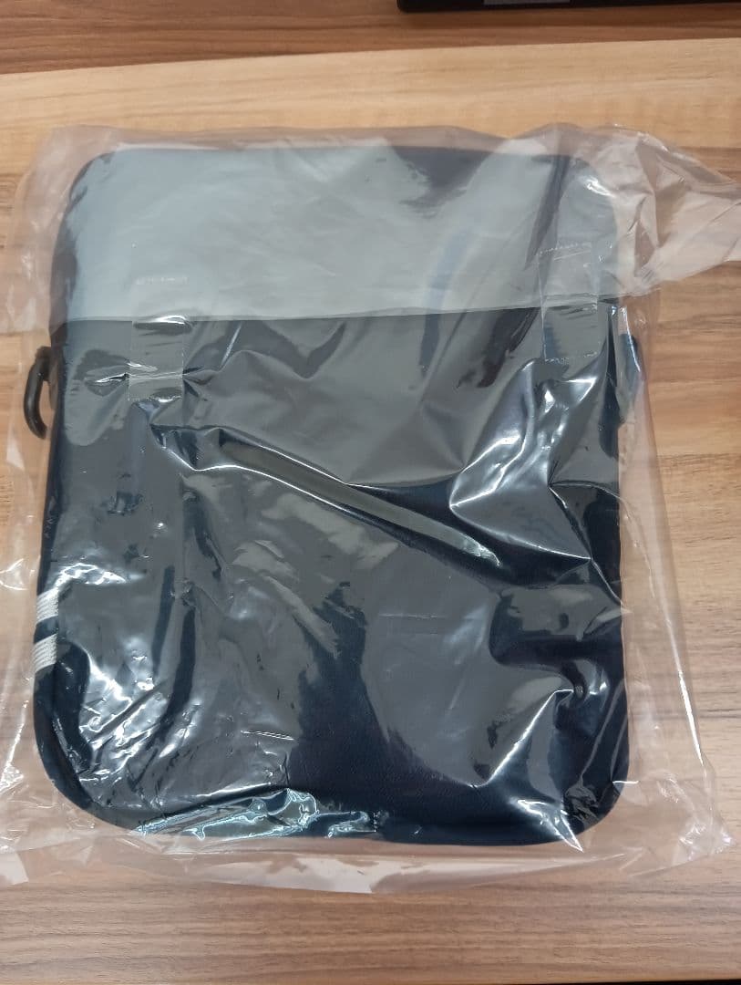 泉北高速鉄道　リサイクル制服　スマホショルダーバック