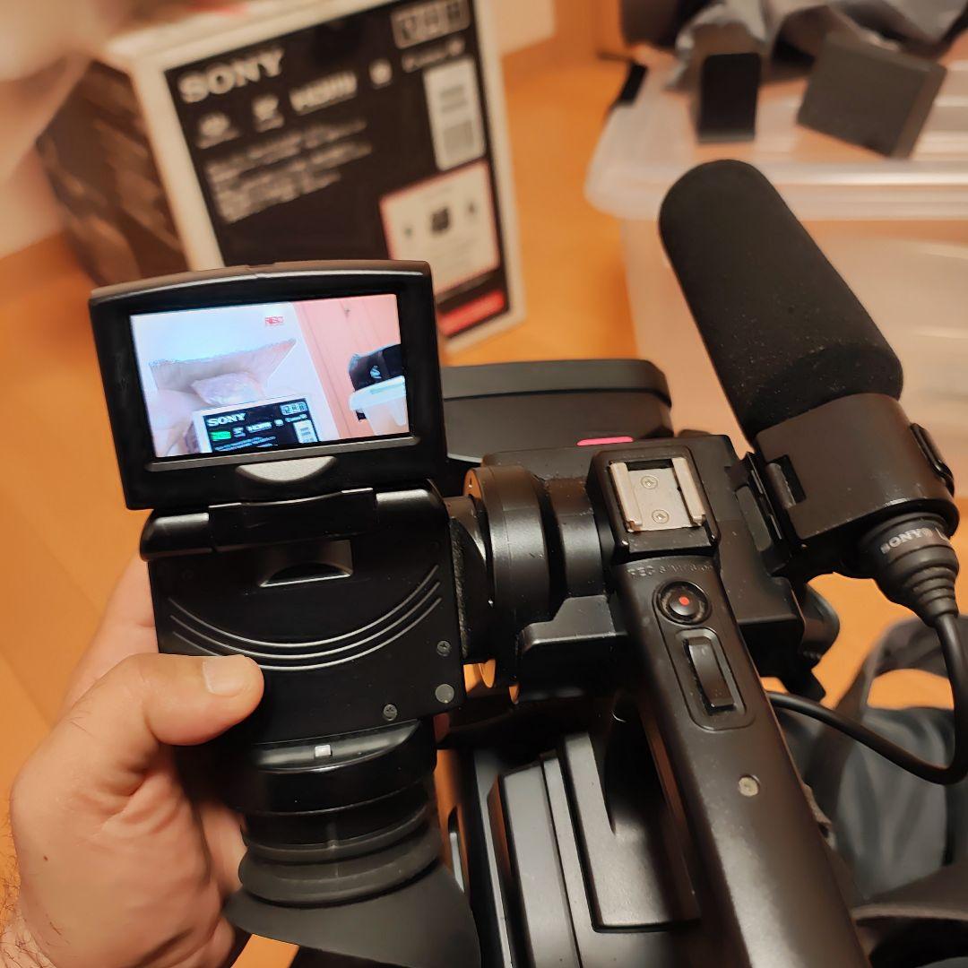 SONY　AVCHDビデオカメラHXR-MC2000①稼働品