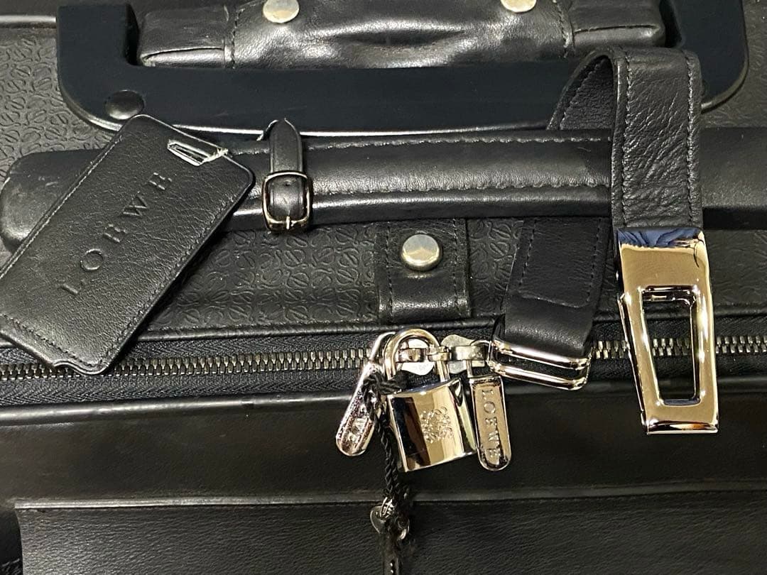 ロエベ キャリーケース 旅行カバン 黒 アナグラム ブリーフ レザーPVC機内