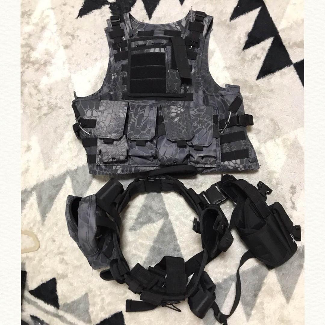 サバゲータクティカルベスト！タクティカル小物入れ