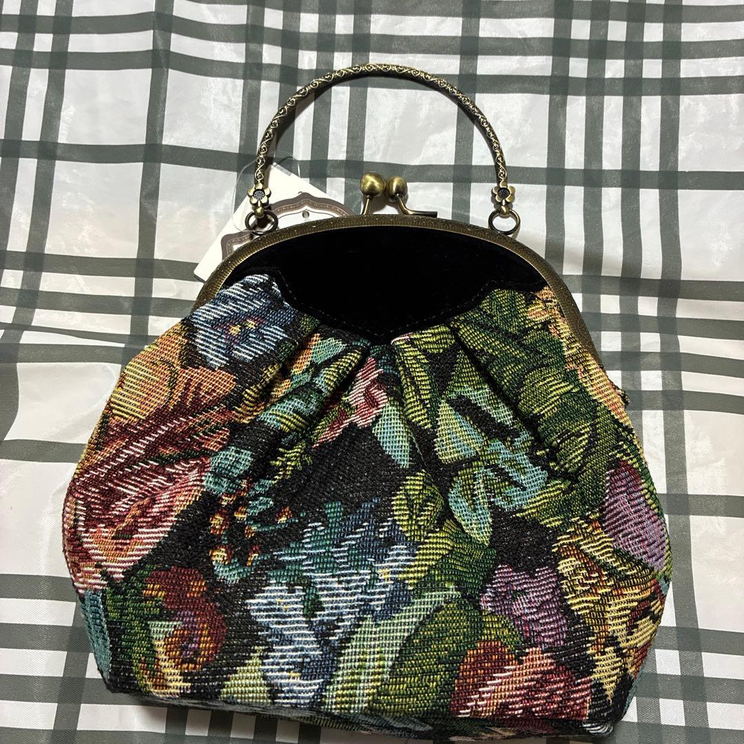 新品しまむらコラボクラロリくる実ノエルドメモワールがま口ポシェット受注品黒