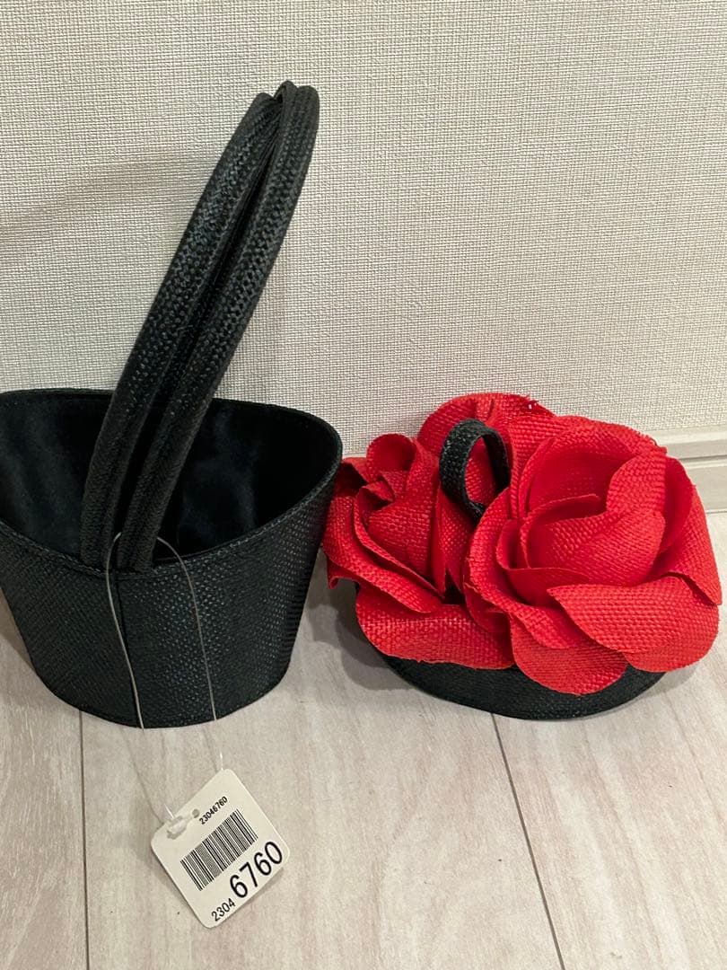 ルルギネス　LULU GUINNESS 薔薇　ローズ お花バッグ　黒 ストロー