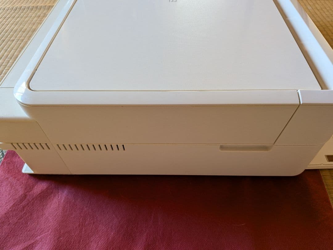 EPSON EP-804AW ホワイトプリンター　ジャンク品　インク　説明書付き
