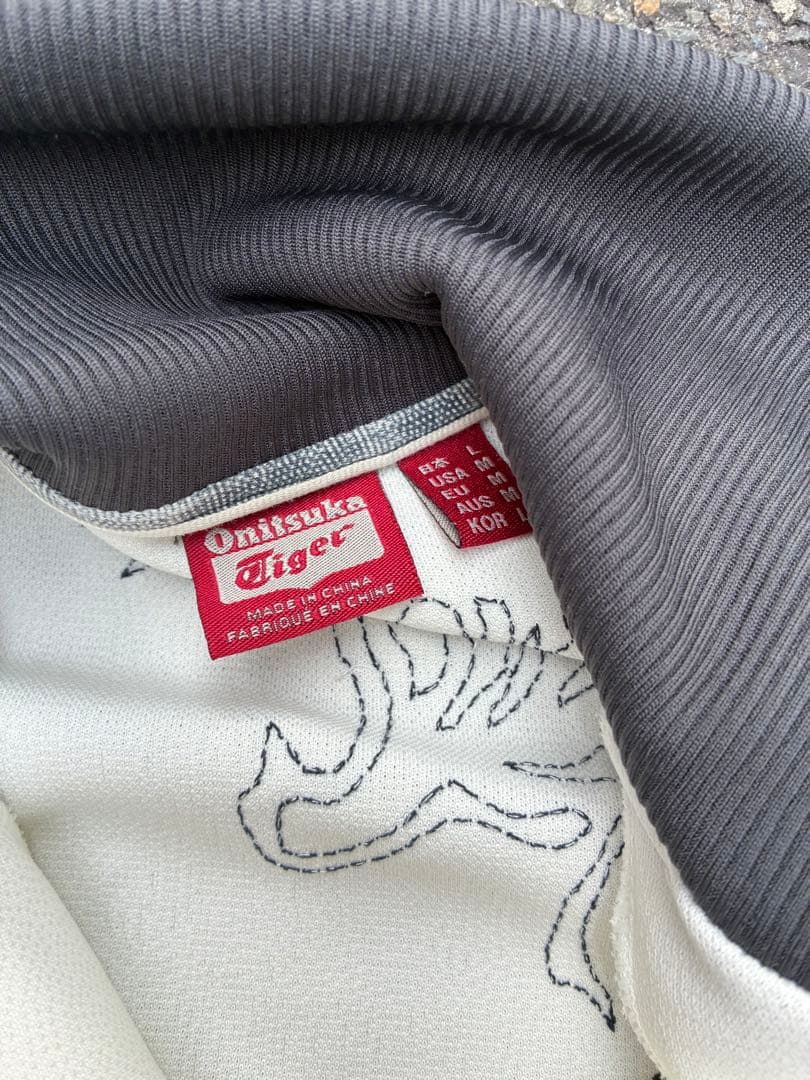オニツカタイガー　見返り虎　トラックジャケット　刺繍