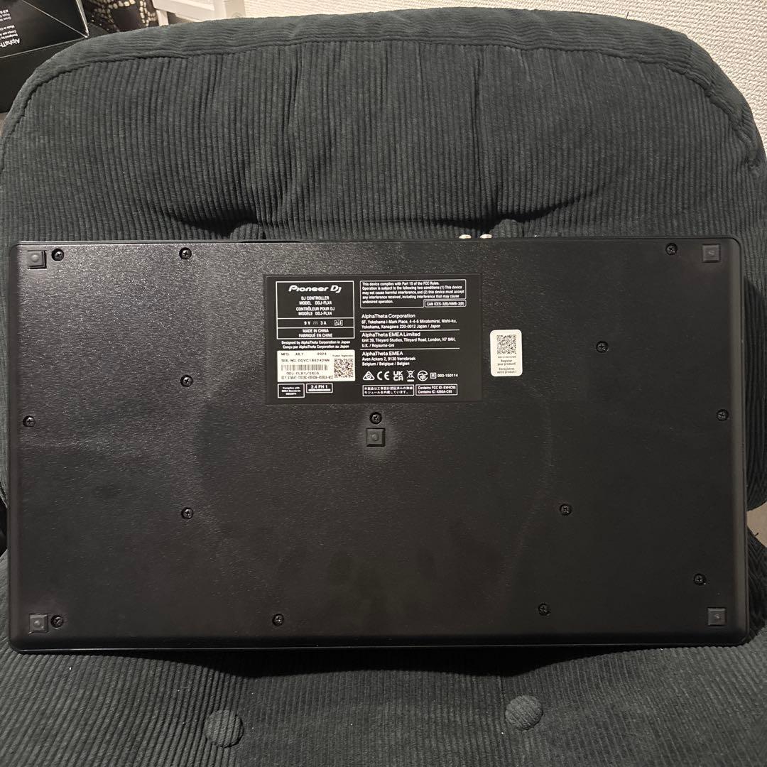DDJ-FLX4 コントローラー　ブラック