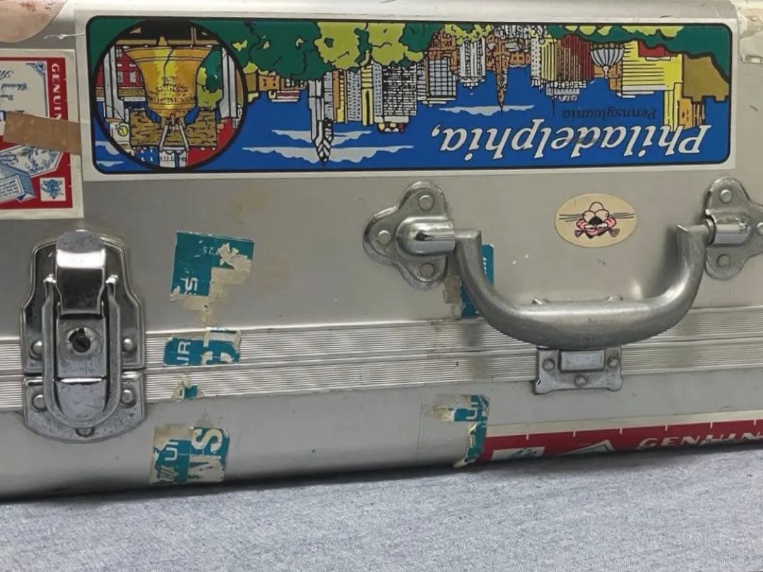 サ*リ様 ジュラルミン製スーツケース　アルミ合金　レア　ビンテージ