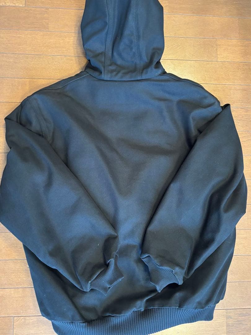 Carhartt フード付きジャケット 黒 アクティブジャケット キルティング