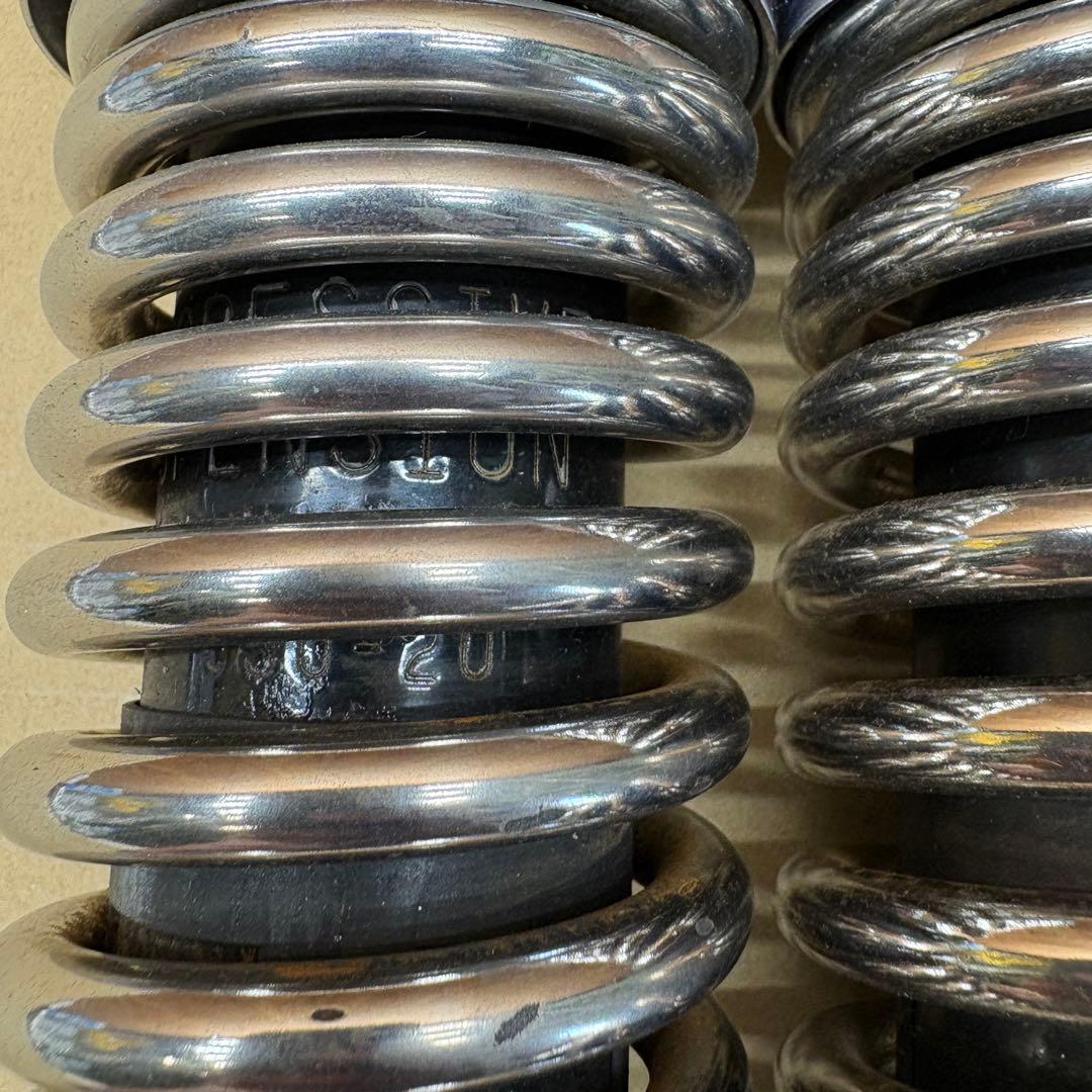 プログレッシブサスペンション リアショック ショベル