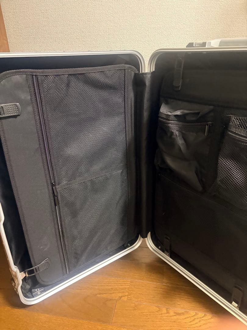【最終値下げ】メルセデスベンツ アルミスーツケース 65L 非売品