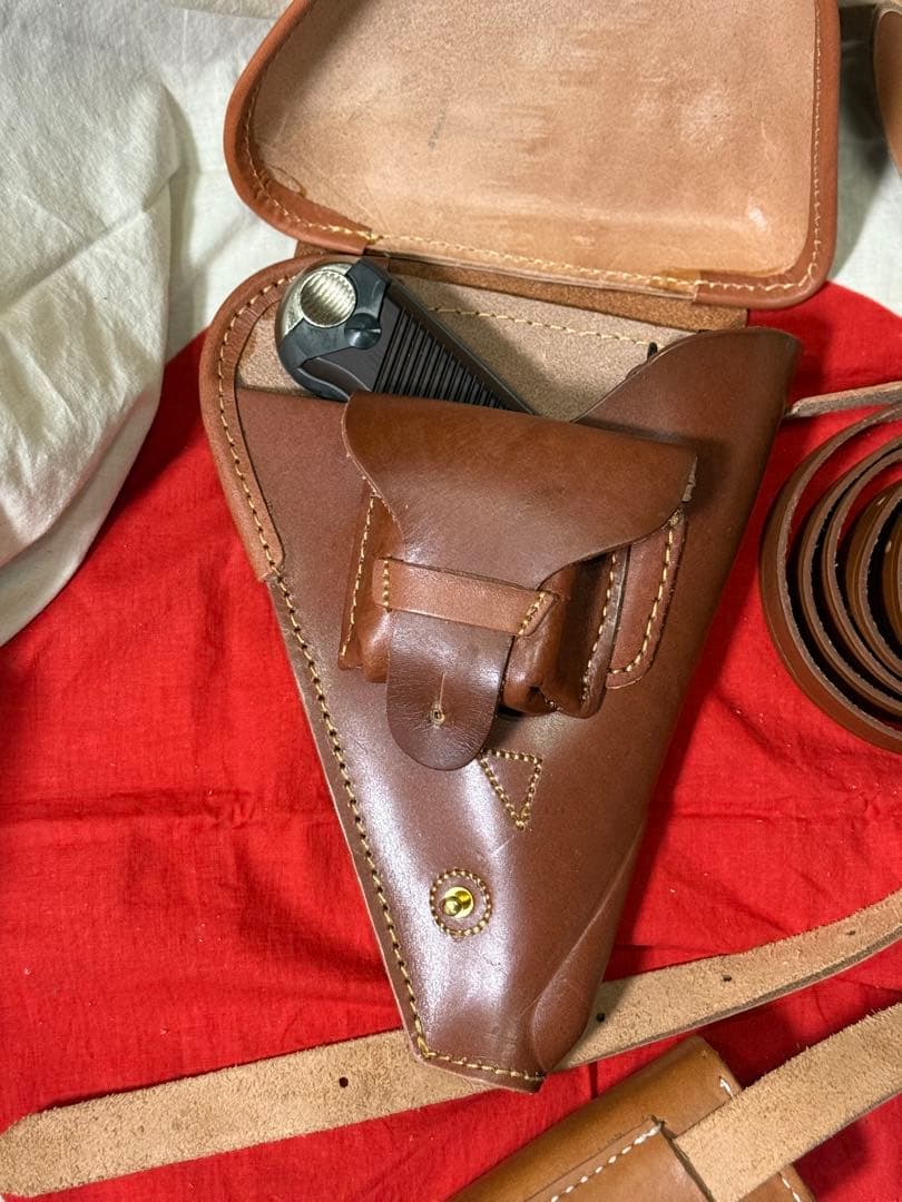 日本軍 南部14年式拳銃嚢 （ホルスター）と拳銃弾薬盒＆ベルトのセット（複製品)