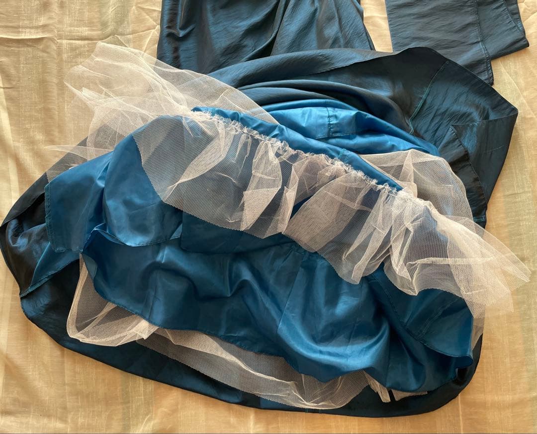 ドレス　ロング　青　ブルー　演奏会　パーティ　発表会　Ｍ　共布　サテン　光沢