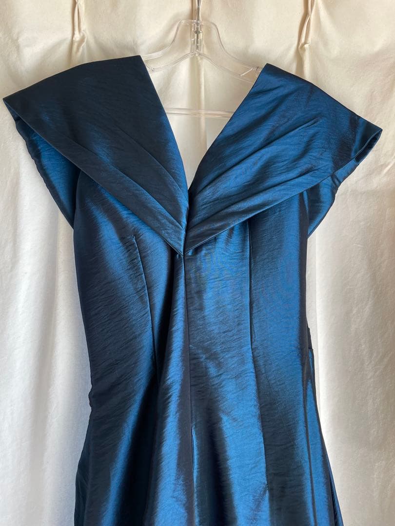 ドレス　ロング　青　ブルー　演奏会　パーティ　発表会　Ｍ　共布　サテン　光沢