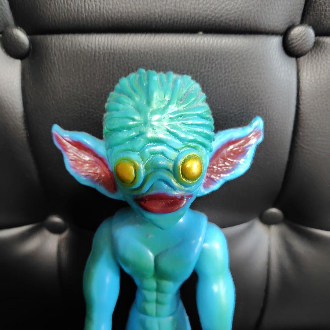 マーミット　宇宙人　青い怪獣フィギュア １９９７