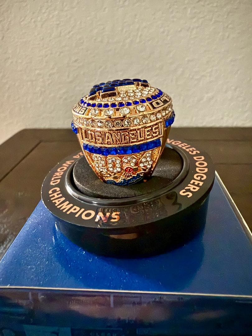 【非売品・限定品】Dodgersテオスカ・ヘルナンデス2024チャンピオンリング