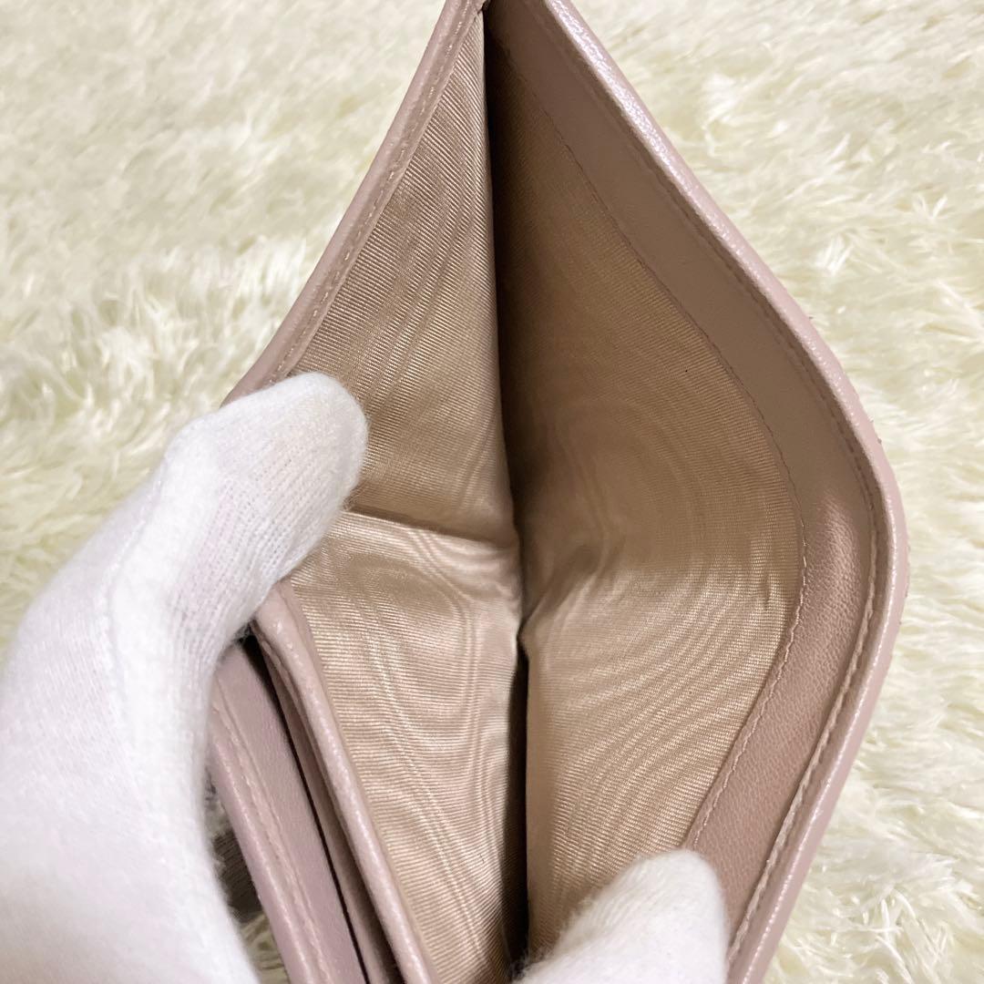 【美品】MIU MIU マテラッセ 折り財布 L字ファスナー ピンクベージュ