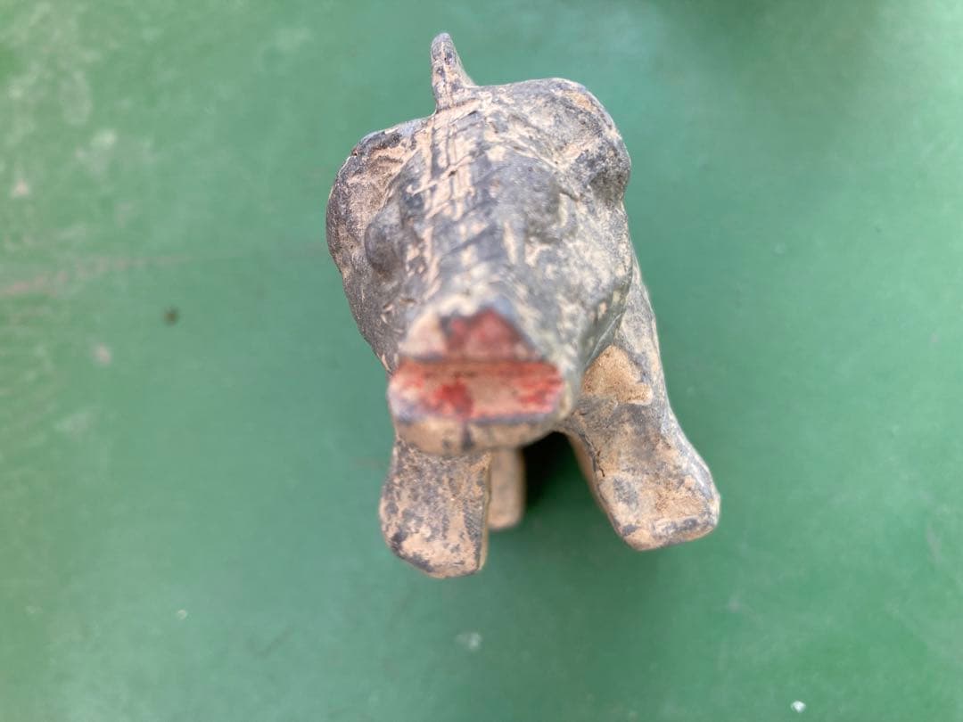 中国、漢加彩猪