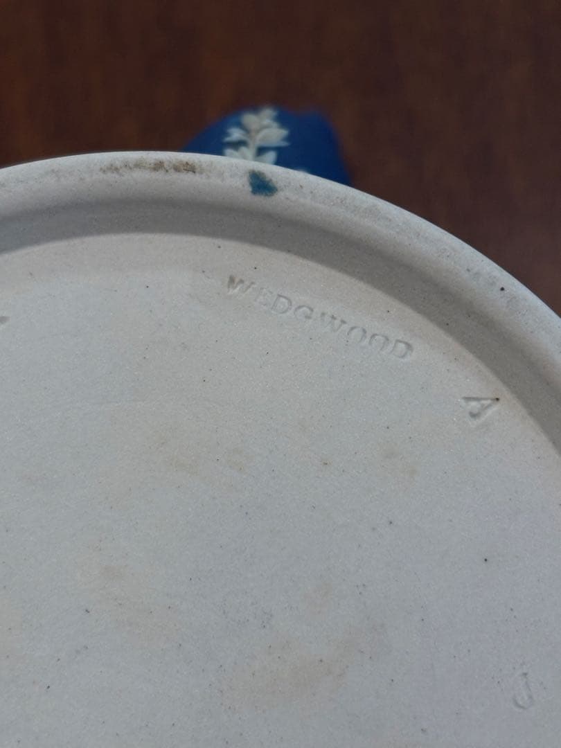 イギリスアンティーク ウェッジウッド ジャスパー ティーポットとジャグ